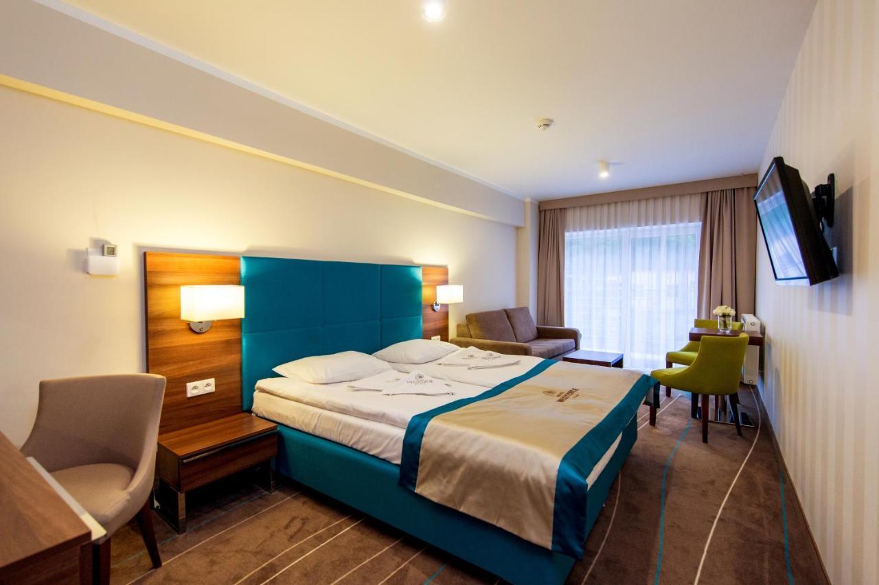 Aparthotel Przy Plazy Miedzyzdroje Esterno foto
