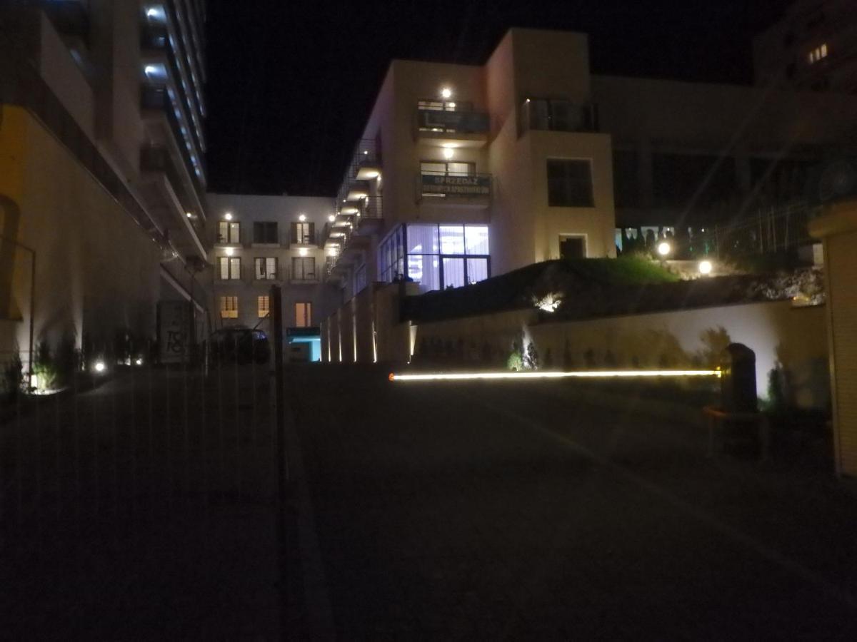 Aparthotel Przy Plazy Miedzyzdroje Esterno foto