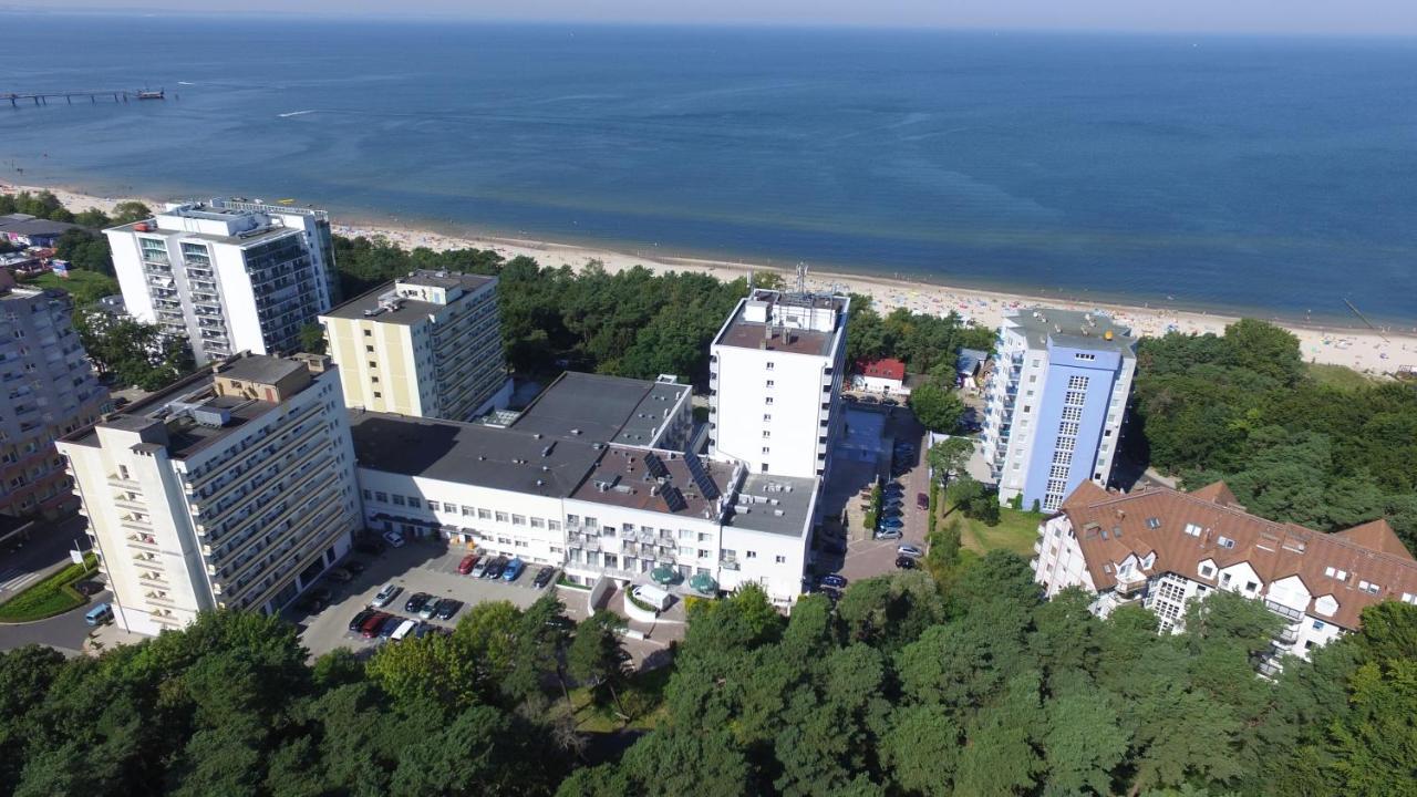 Aparthotel Przy Plazy Miedzyzdroje Esterno foto